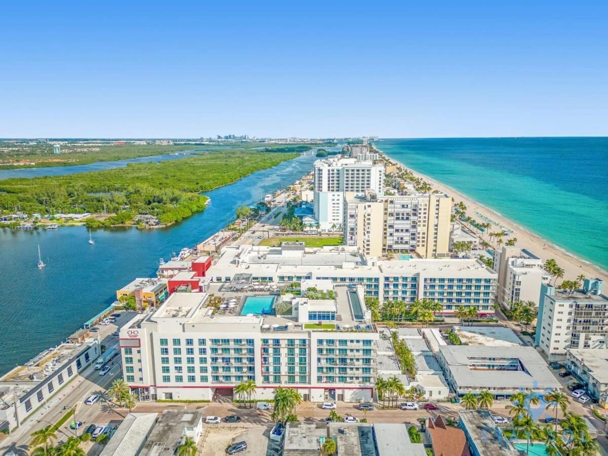 Rooftop Pool - Balcony - Hollywood Beach Broad - Walk Exteriör bild
