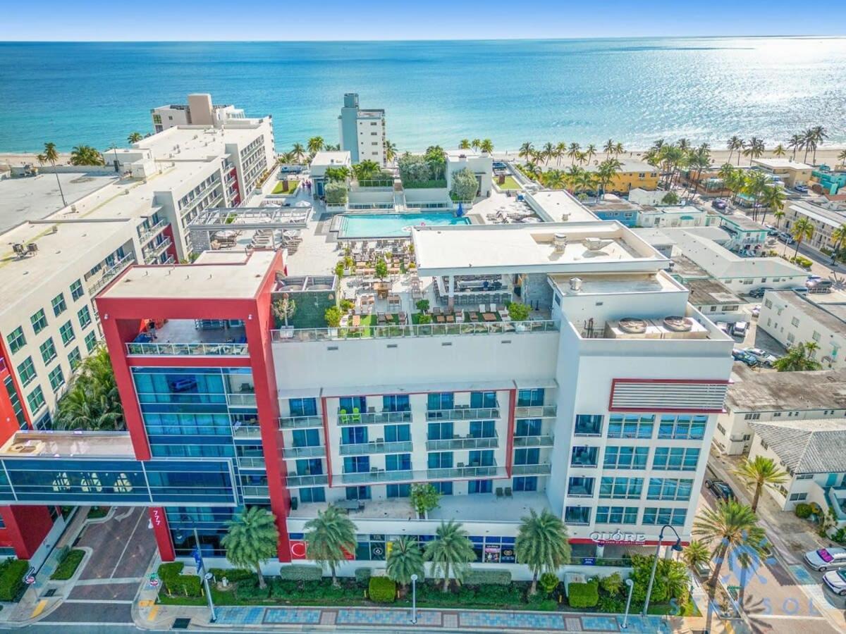 Rooftop Pool - Balcony - Hollywood Beach Broad - Walk Exteriör bild