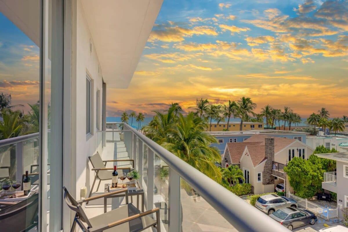 Rooftop Pool - Balcony - Hollywood Beach Broad - Walk Exteriör bild